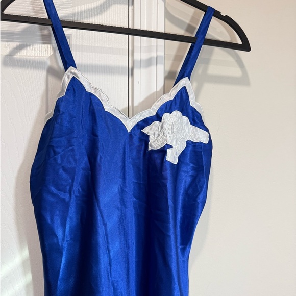 VICTORIA SECRET vintage gold label  Satin Women's Sleepwear with Lace Trim - Picture 6 of 9